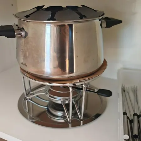 Large Oasis With Terrace, 15 Minutes From Bern Appartamento