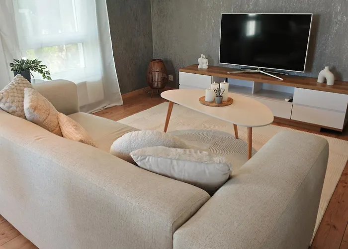 Large Oasis With Terrace, 15 Minutes From Bern *