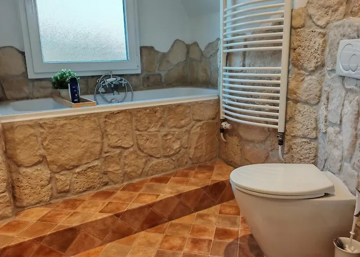Large Oasis With Terrace, 15 Minutes From Bern 公寓