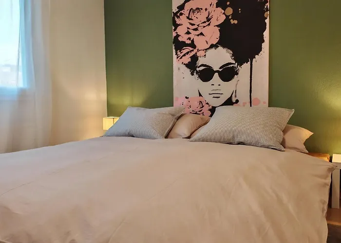 Large Oasis With Terrace, 15 Minutes From Bern 公寓 *