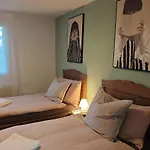 公寓 Large Oasis With Terrace, 15 Minutes From Bern *