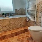 Large Oasis With Terrace, 15 Minutes From Bern 公寓
